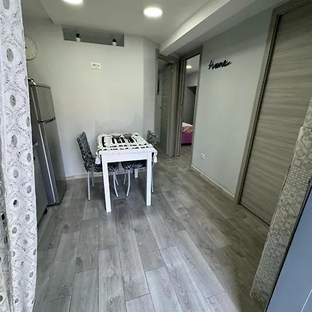 Apartment House Montesanto 11 Naples