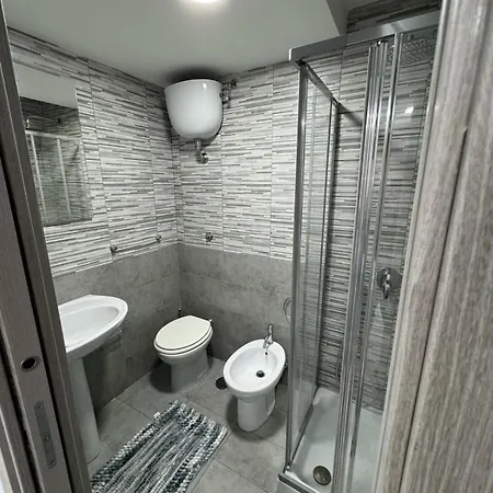 House Montesanto 11 * Naples