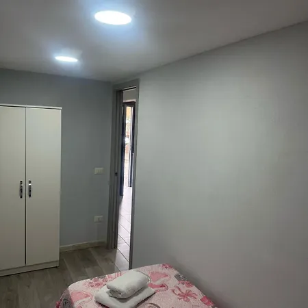 House Montesanto 11 *